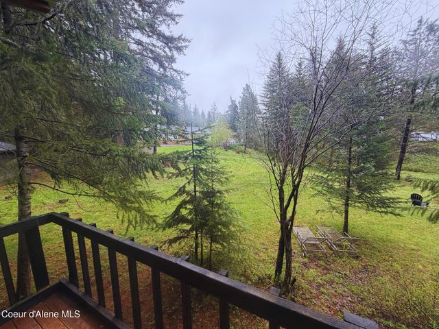 1996 E Lancaster RD, Hayden, ID 83835