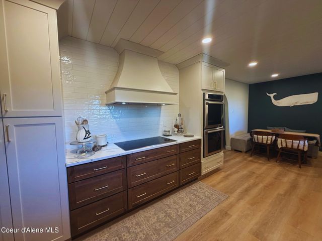 1996 E Lancaster RD, Hayden, ID 83835