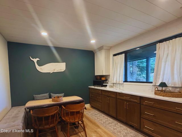 1996 E Lancaster RD, Hayden, ID 83835