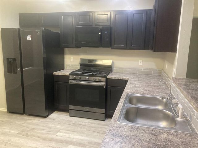 1004 Claystone Way, Noble, OK 73068