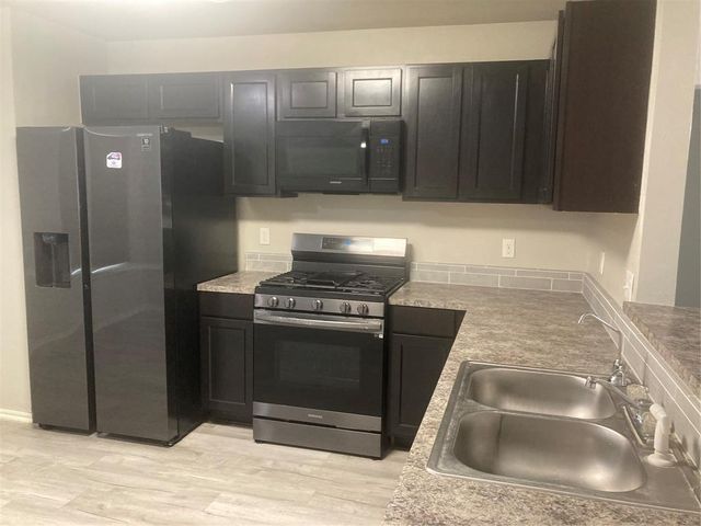 1004 Claystone Way, Noble, OK 73068