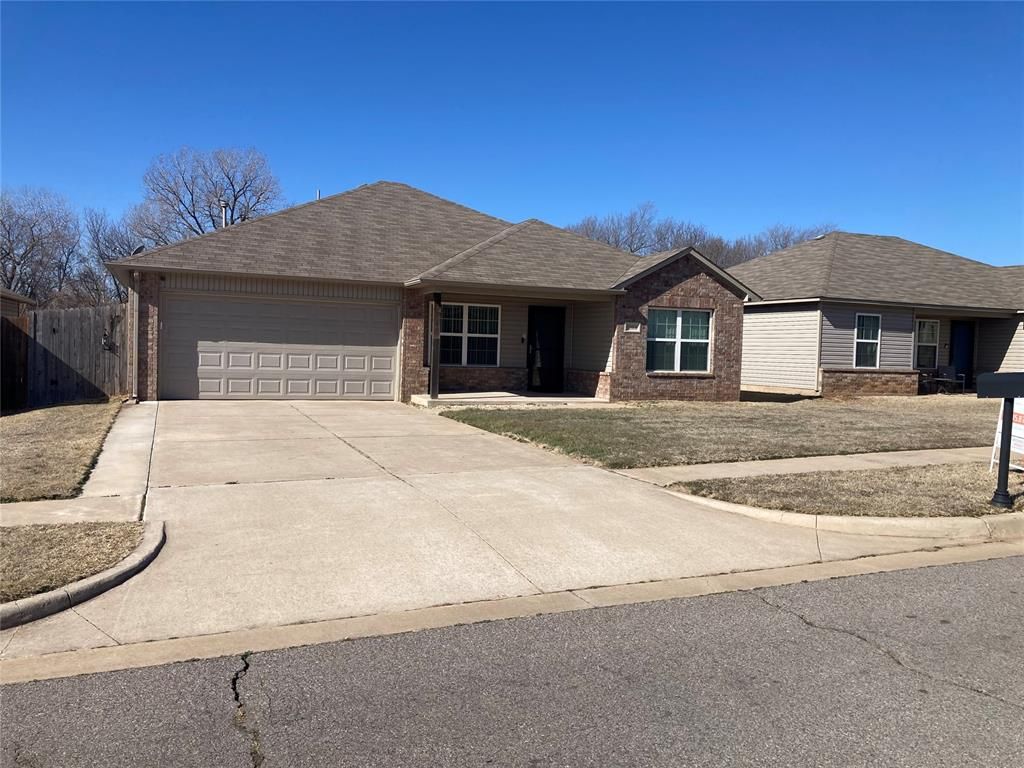 1004 Claystone Way, Noble, OK 73068