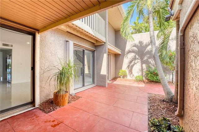 103 St Andrews Road, Hollywood, FL 33021