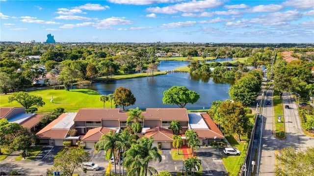 103 St Andrews Road, Hollywood, FL 33021