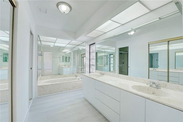103 St Andrews Road, Hollywood, FL 33021