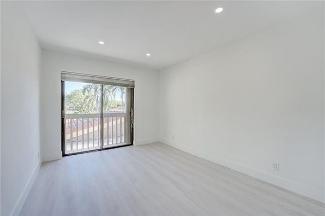 103 St Andrews Road, Hollywood, FL 33021