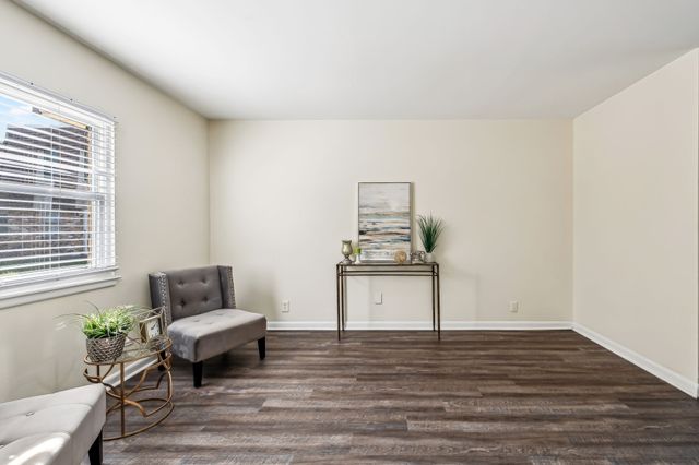 370 Wallace Rd Apt F5, Nashville, TN 37211