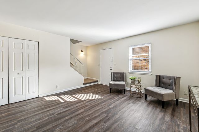 370 Wallace Rd Apt F5, Nashville, TN 37211