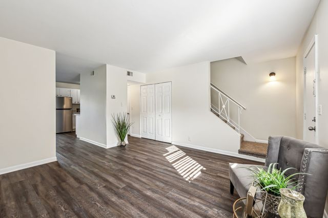 370 Wallace Rd Apt F5, Nashville, TN 37211