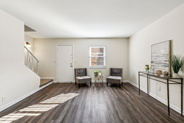 370 Wallace Rd Apt F5, Nashville, TN 37211