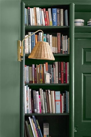 6135 White Oak Drive, Flowery Branch, GA 30542