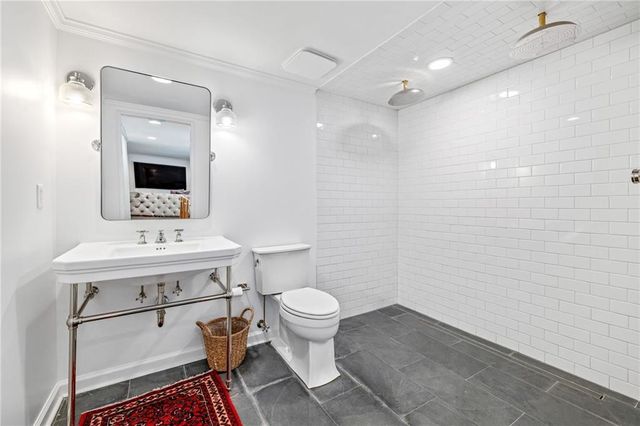 6135 White Oak Drive, Flowery Branch, GA 30542