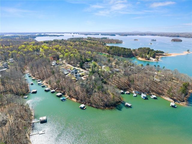 6135 White Oak Drive, Flowery Branch, GA 30542