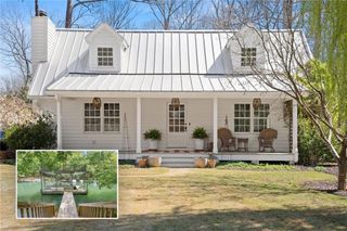 6135 White Oak Drive, Flowery Branch, GA 30542