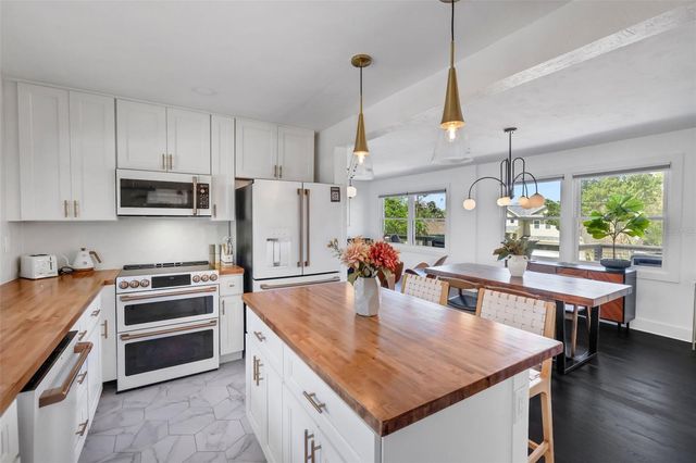 39 E PARK AVENUE, St Augustine, FL 32084