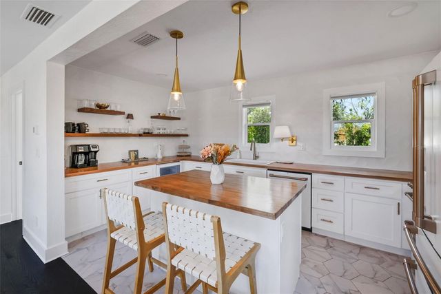 39 E PARK AVENUE, St Augustine, FL 32084