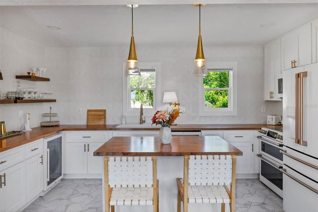 39 E PARK AVENUE, St Augustine, FL 32084