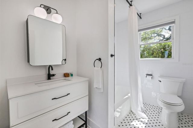 39 E PARK AVENUE, St Augustine, FL 32084