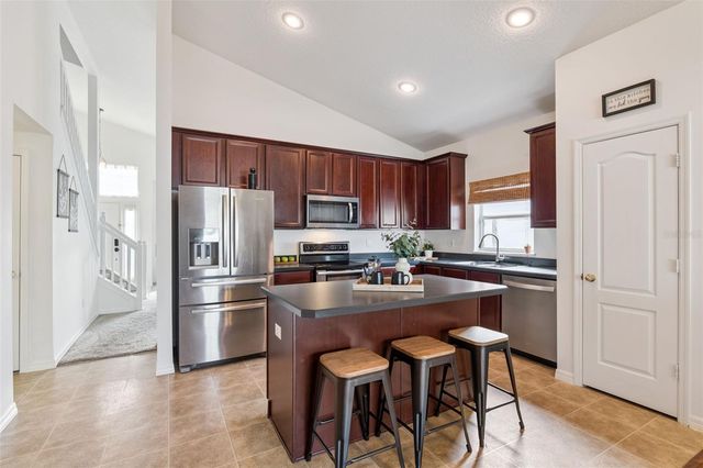 290 CLYDESDALE CIRCLE, Sanford, FL 32773