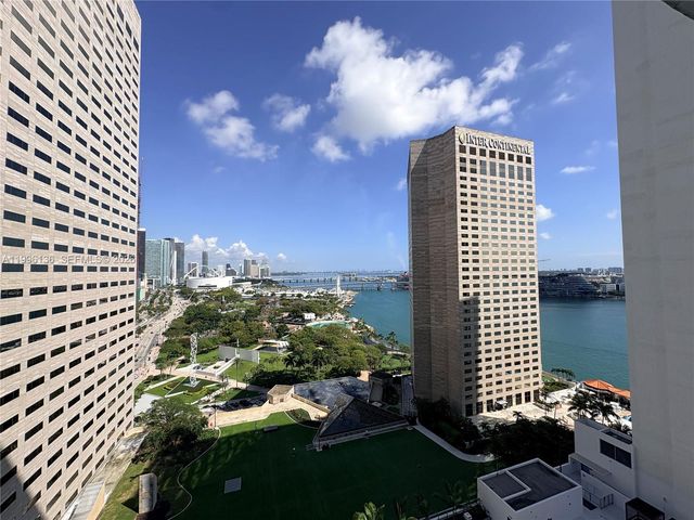 325 S Biscayne Blvd 2320, Miami, FL 33131