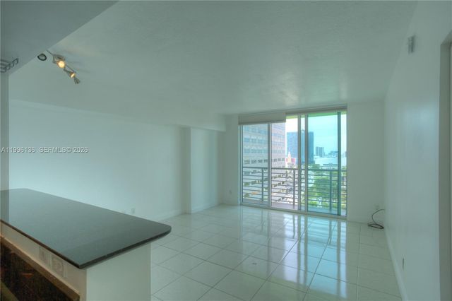325 S Biscayne Blvd 2320, Miami, FL 33131