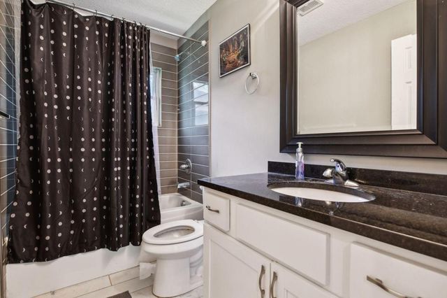 3023 Dupont Avenue S 1, Minneapolis, MN 55408