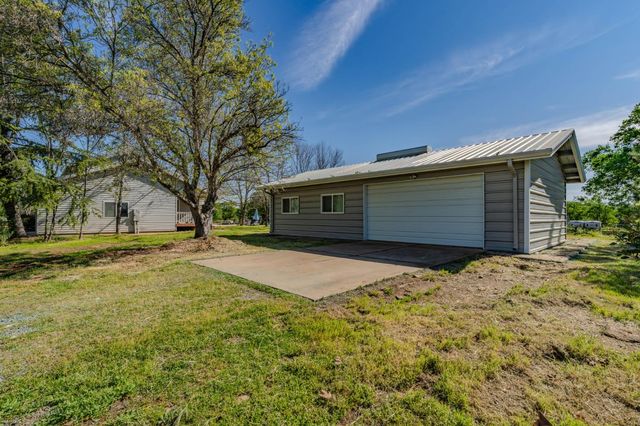 4877 Hillvale Dr, Valley Springs, CA 95252