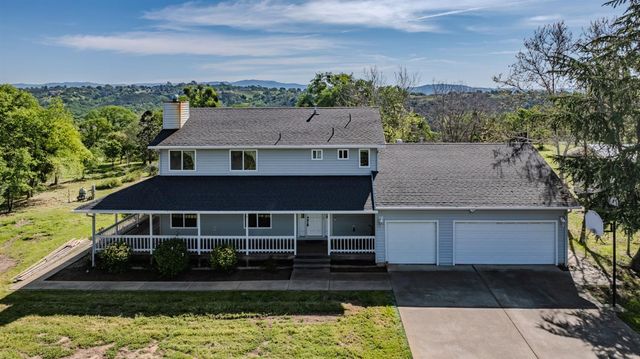 4877 Hillvale Dr, Valley Springs, CA 95252