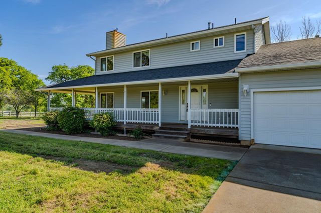 4877 Hillvale Dr, Valley Springs, CA 95252