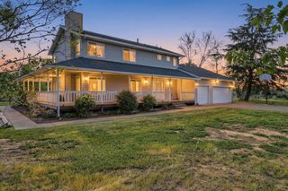 4877 Hillvale Dr, Valley Springs, CA 95252