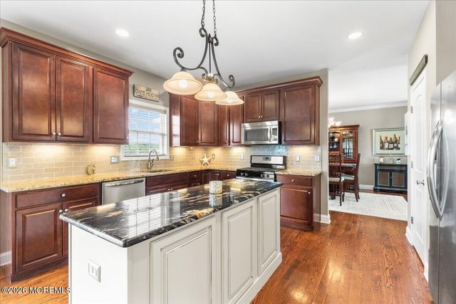5 Hornbeam Lane, New Egypt, NJ 08533