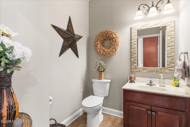 5 Hornbeam Lane, New Egypt, NJ 08533
