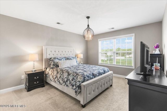 5 Hornbeam Lane, New Egypt, NJ 08533