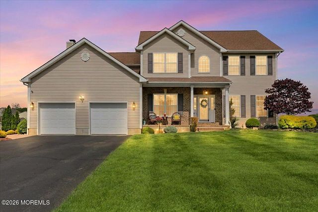 5 Hornbeam Lane, New Egypt, NJ 08533