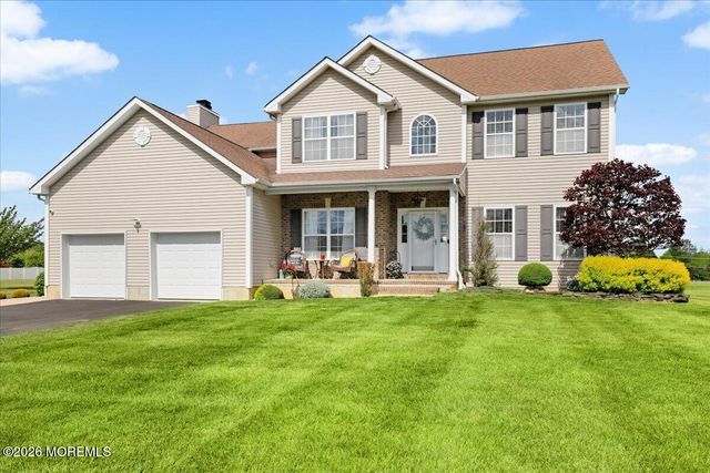 5 Hornbeam Lane, New Egypt, NJ 08533