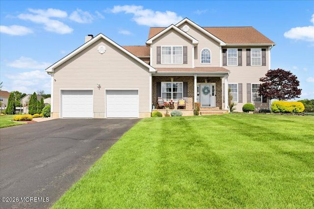 5 Hornbeam Lane, New Egypt, NJ 08533