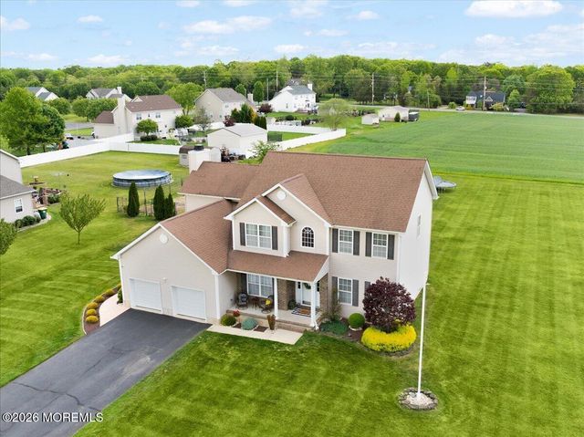 5 Hornbeam Lane, New Egypt, NJ 08533