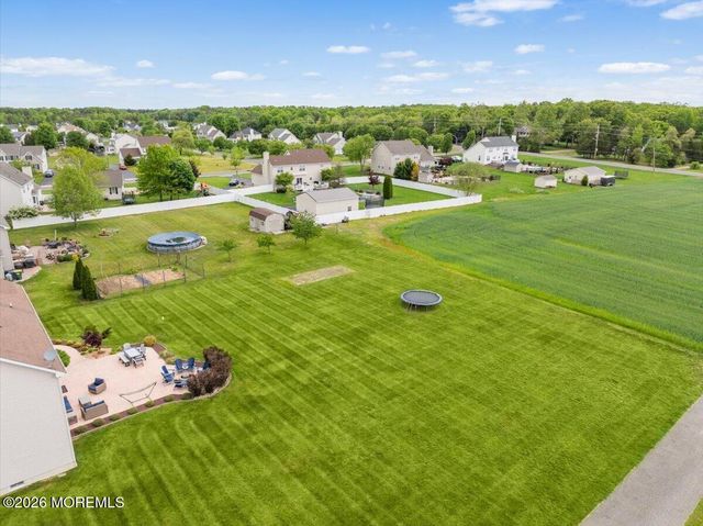 5 Hornbeam Lane, New Egypt, NJ 08533