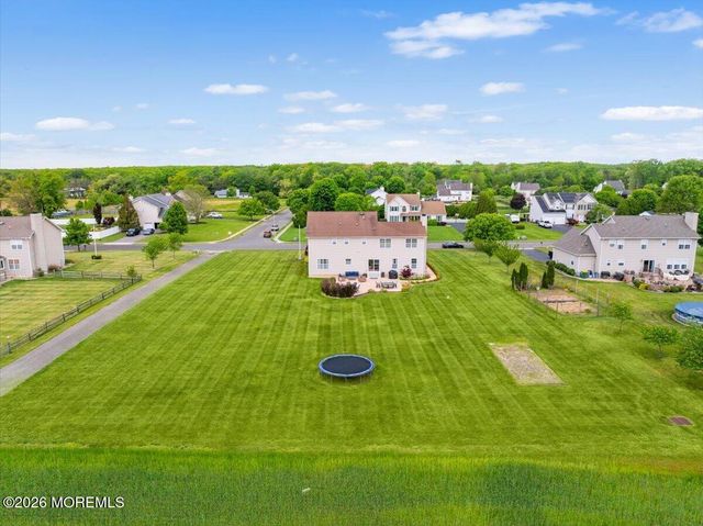 5 Hornbeam Lane, New Egypt, NJ 08533