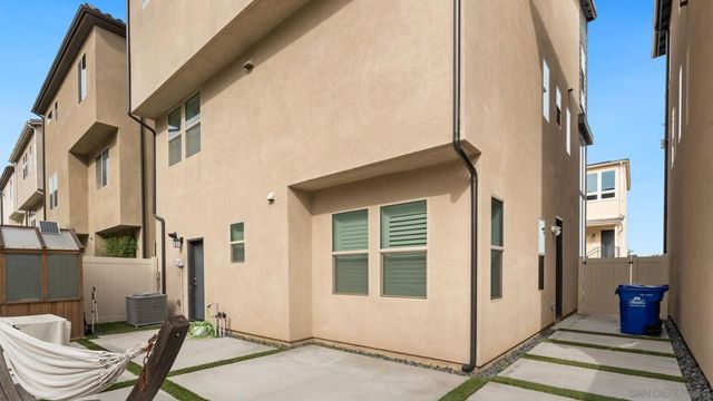 15681 Rennyson Way, San Diego, CA 92127