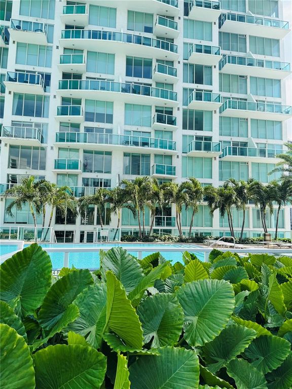 41 SE 5th 2204, Miami, FL 33131