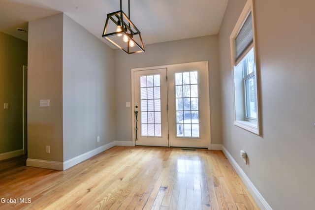 10 Linden Lane, Milton, NY 12020