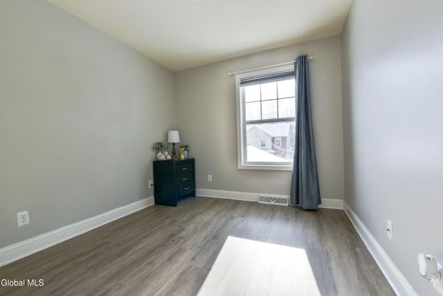 10 Linden Lane, Milton, NY 12020