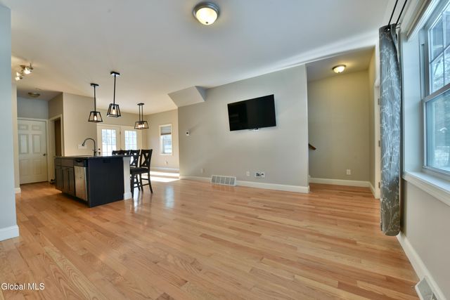 10 Linden Lane, Milton, NY 12020