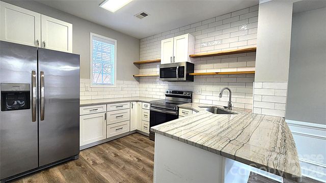 144 Market Place Avenue, Mooresville, NC 28117