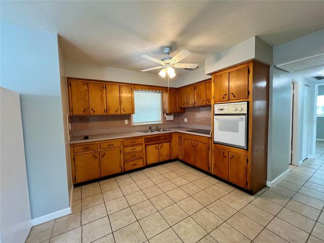 10731 108TH STREET, Seminole, FL 33778