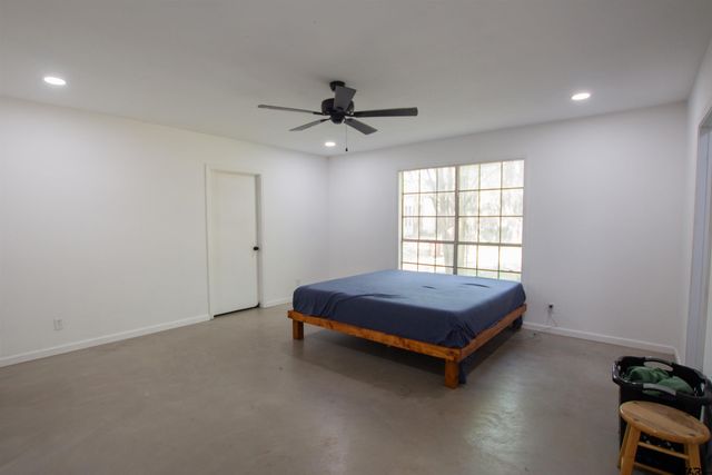 2942 Medlin Rd, Gilmer, TX 75645