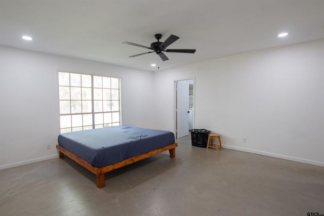 2942 Medlin Rd, Gilmer, TX 75645