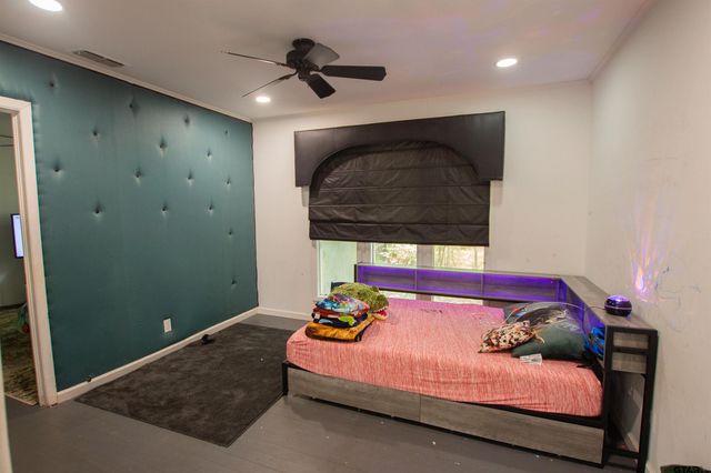 2942 Medlin Rd, Gilmer, TX 75645