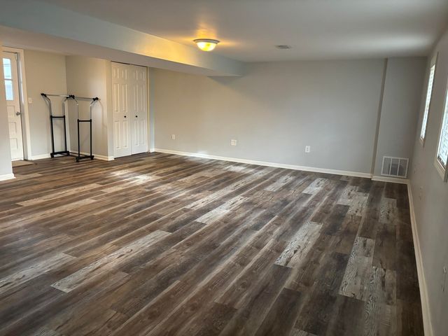 9628 Crestwood Avenue, Munster, IN 46321